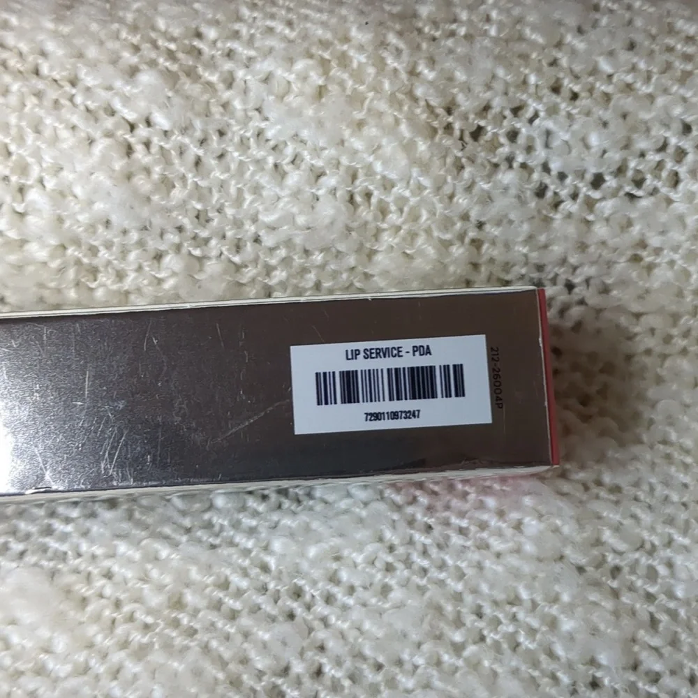 IL MAKIAGE Lip Service Hi-Shine Lip Color in PDA, 7ml/0.23fl oz